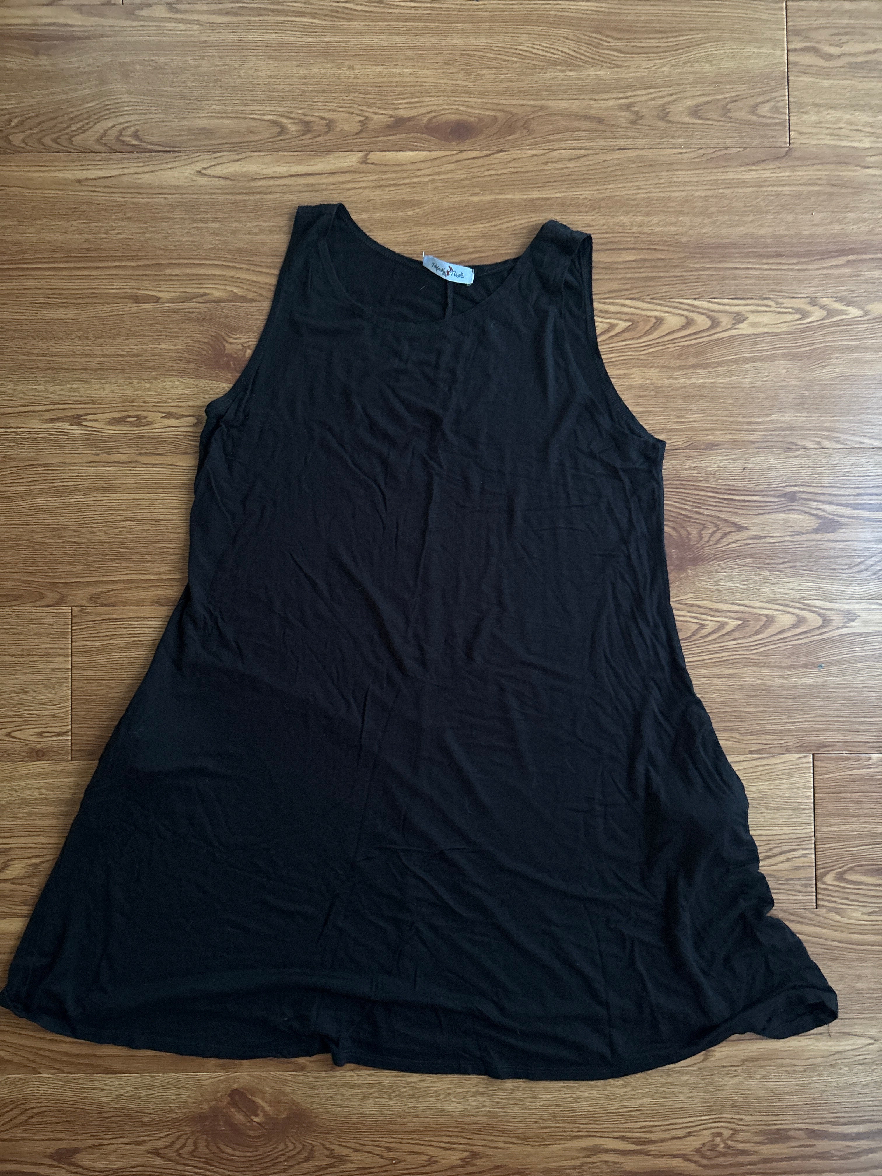 Perfectly Priscilla Black Sleeveless Swing Dress with Pockets – Large