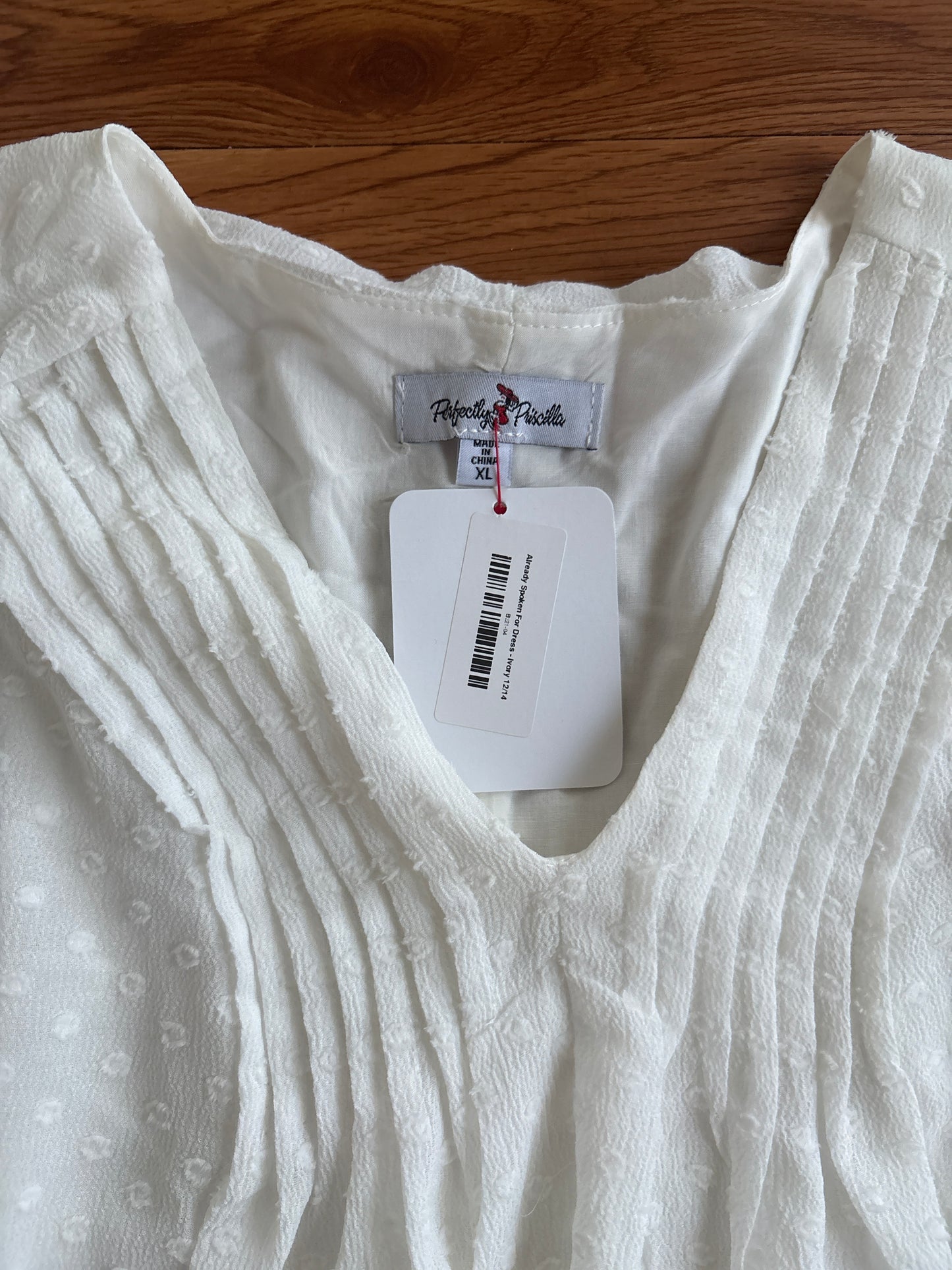 NWT Perfectly Priscilla White Swiss Dot Shift Dress | XL