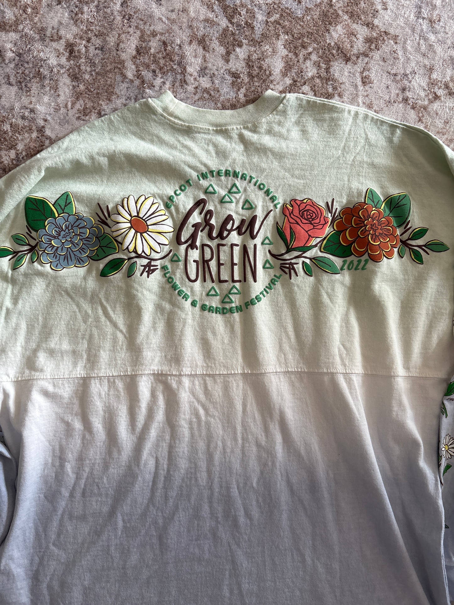 NWT Disney Parks EPCOT Flower & Garden Festival Spirit Jersey Style Pullover | Medium